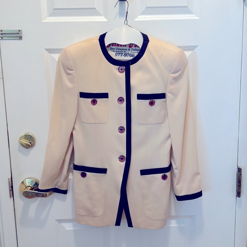 Classy Faux Chanel looking suit with short skirt